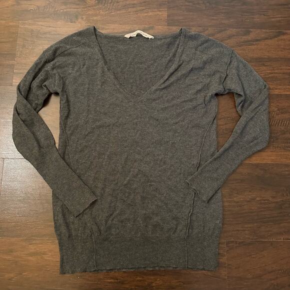 Athleta gray knit v-neck cashmere sweater size XS - Picture 5 of 11